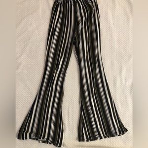 Size M stripped flare leggings. Excellent condition.